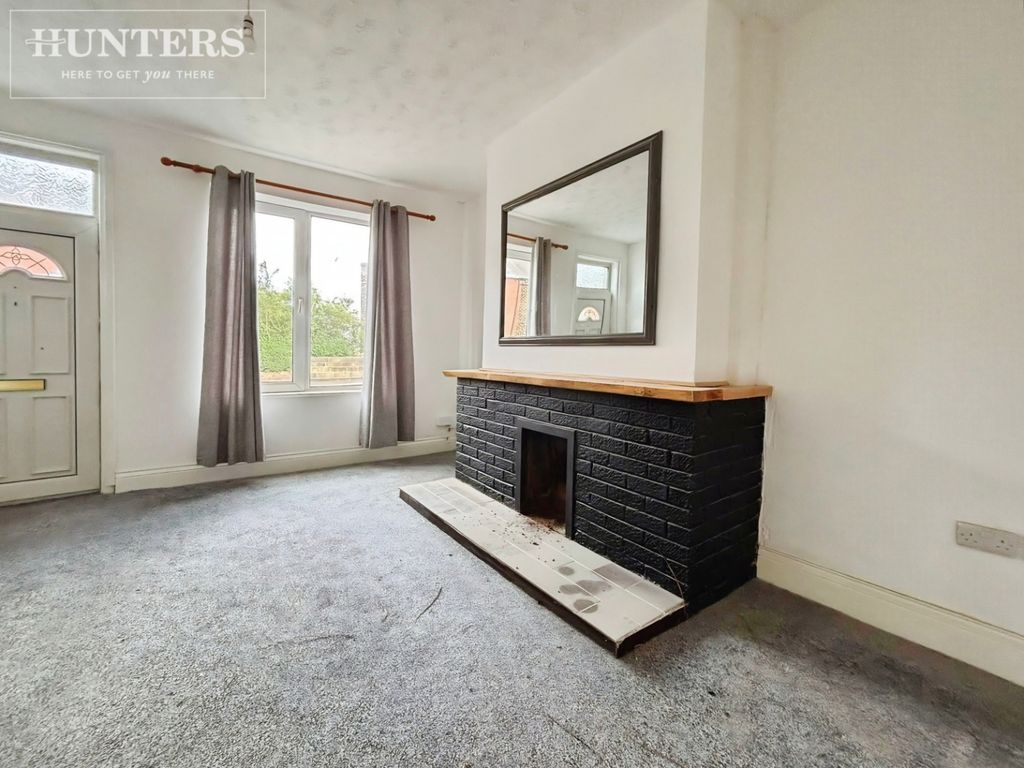 Property photo 2 of 10 Pbox-Img.Jpg