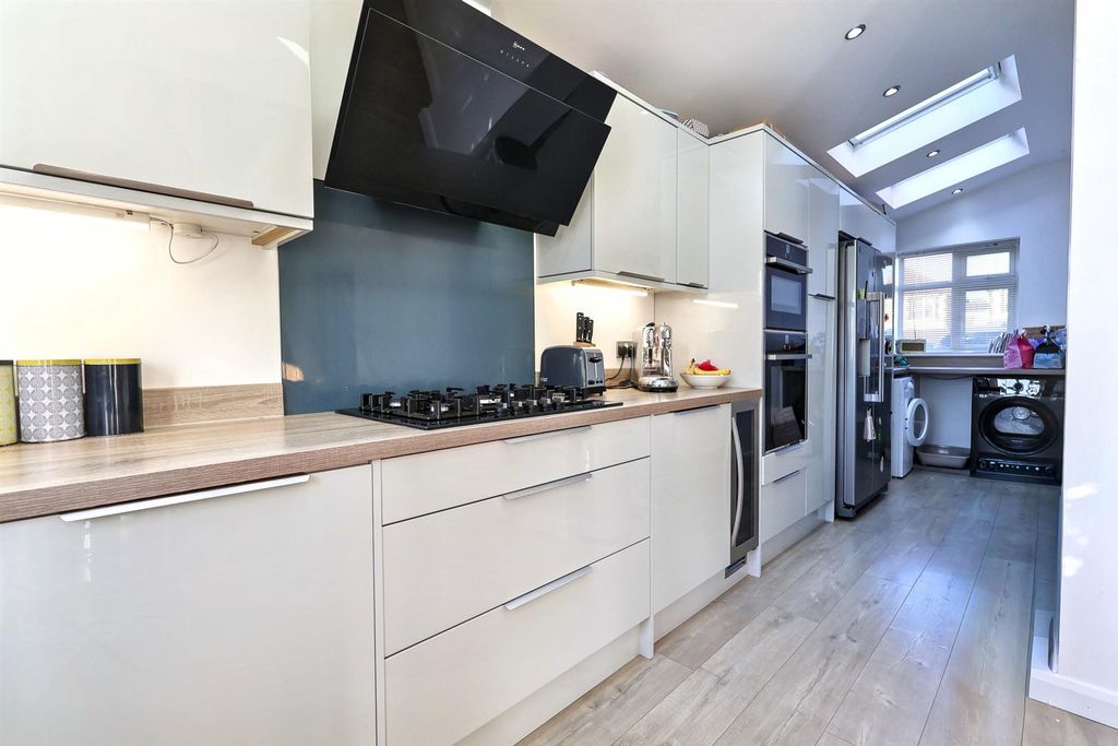 Property photo 3 of 24 Img_4602-2.Jpg