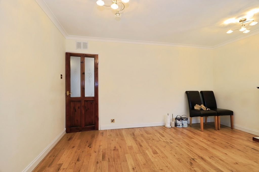 Property photo 3 of 16 Pbox-Img.Jpg