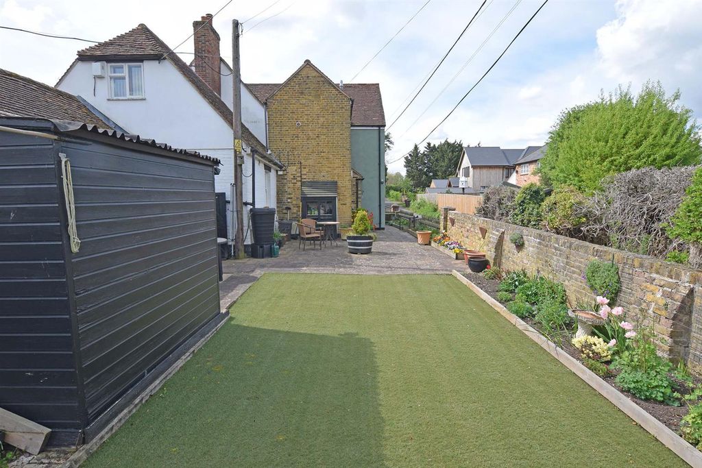 Property photo 3 of 15