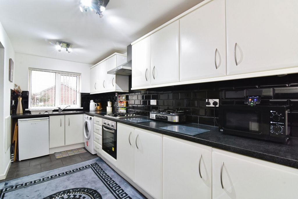 Property photo 3 of 22 Dsc_0916