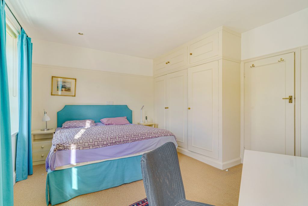 Property photo 3 of 7 Montpelier23-24,Flat200007