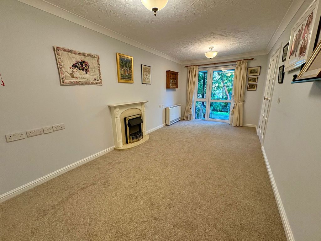 Property photo 3 of 20