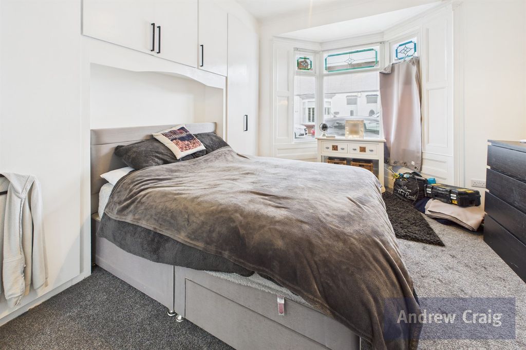 Property photo 3 of 13 Front Bedroom