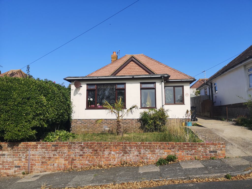 Property photo 1 of 8