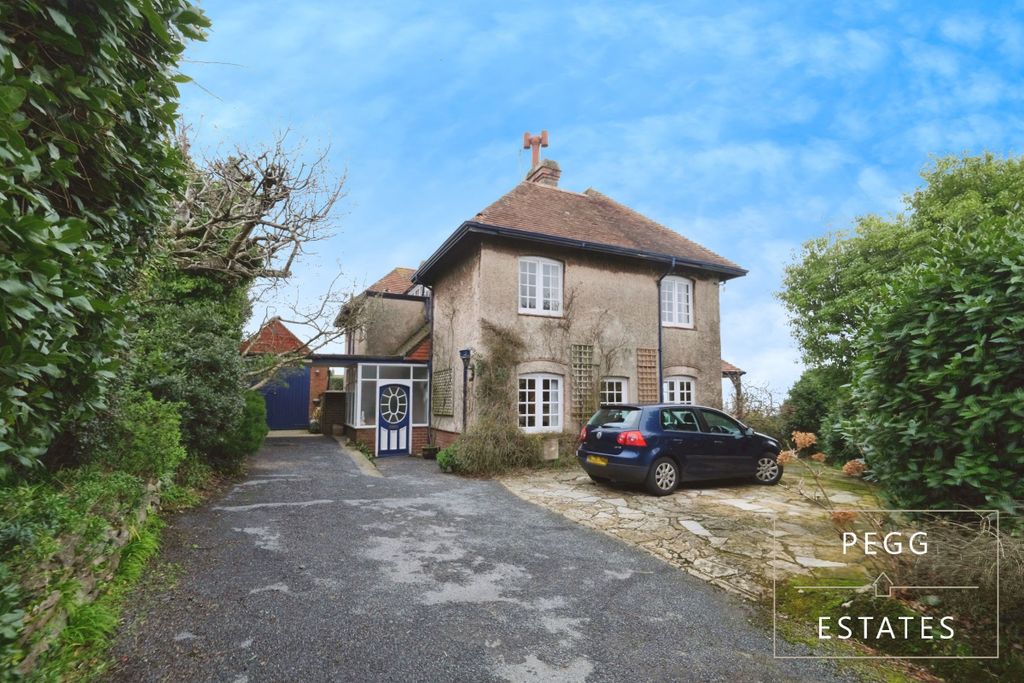 Property photo 1 of 38