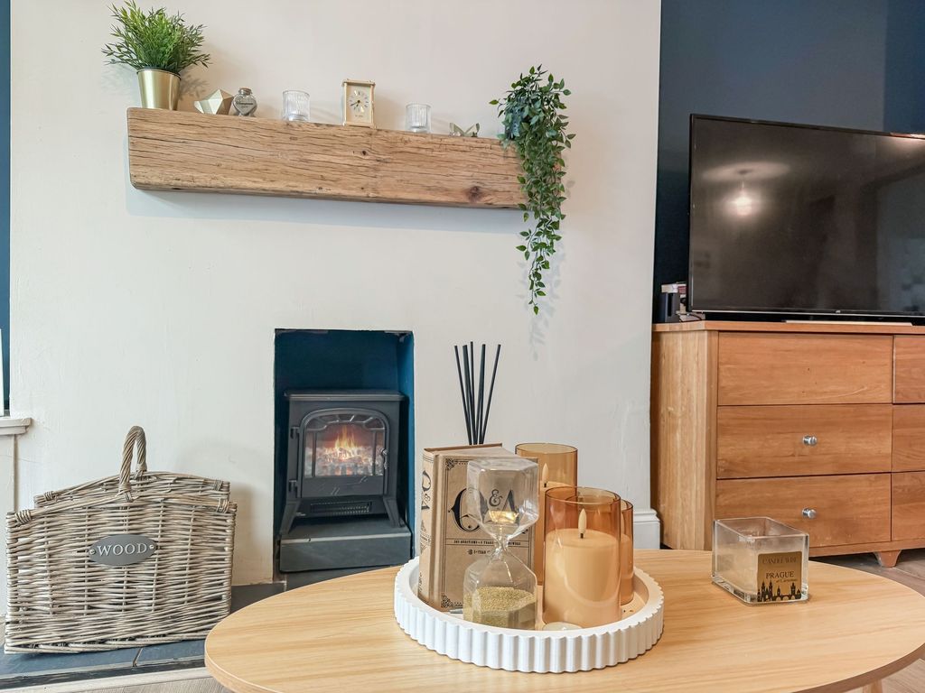 Property photo 3 of 26