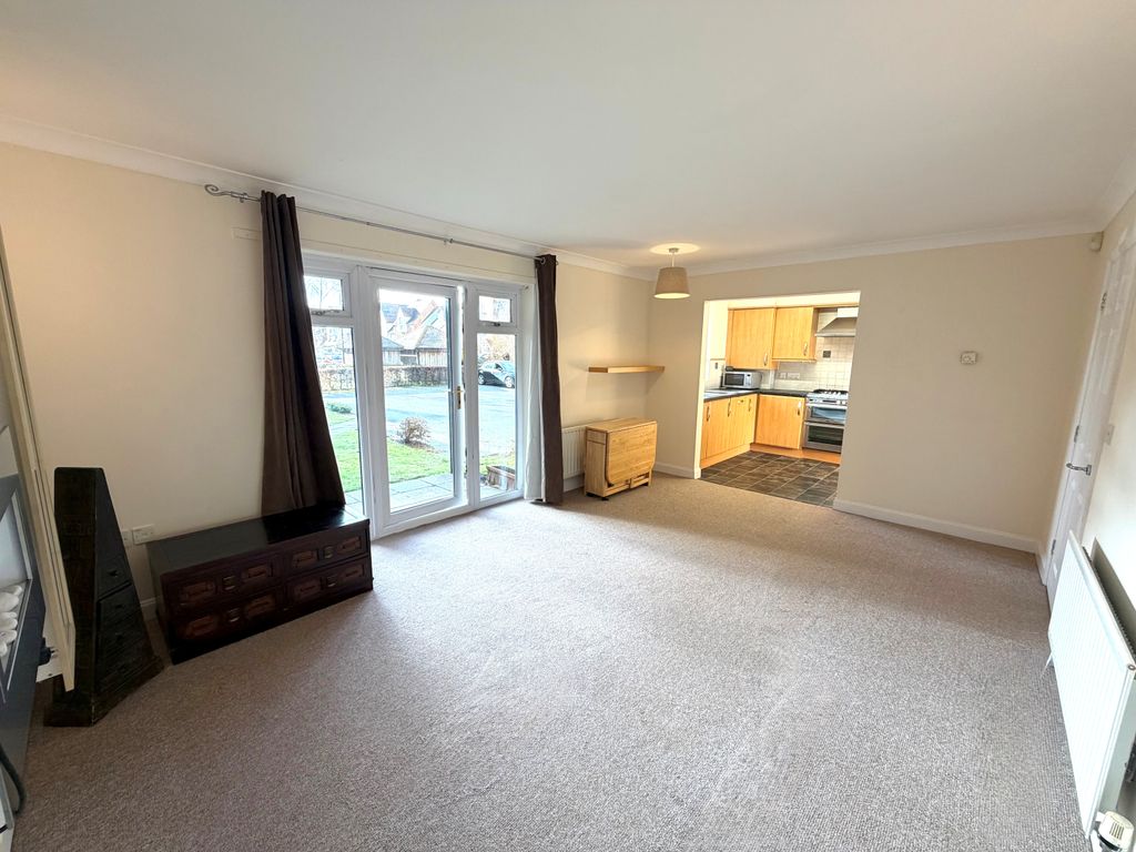 Property photo 3 of 10 Image