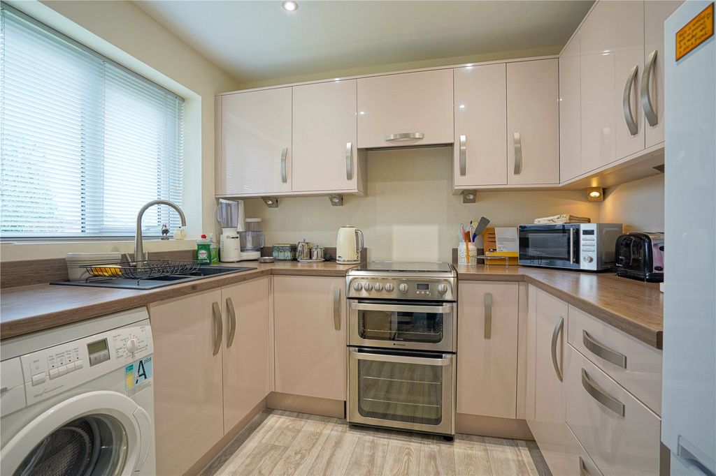 Property photo 3 of 14 Picture No. 09