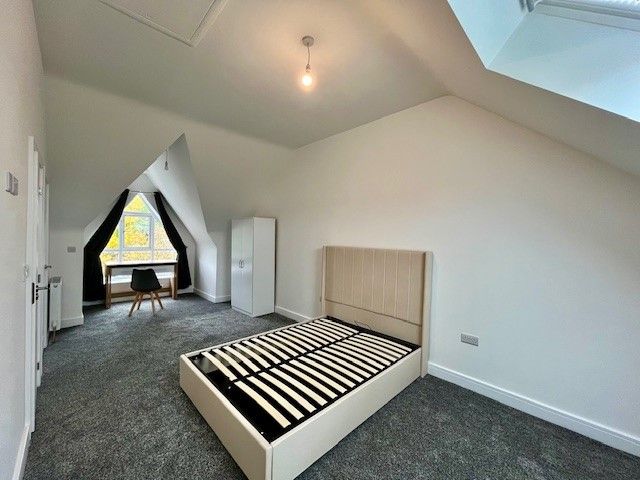 Property photo 1 of 3 Bedroom 1