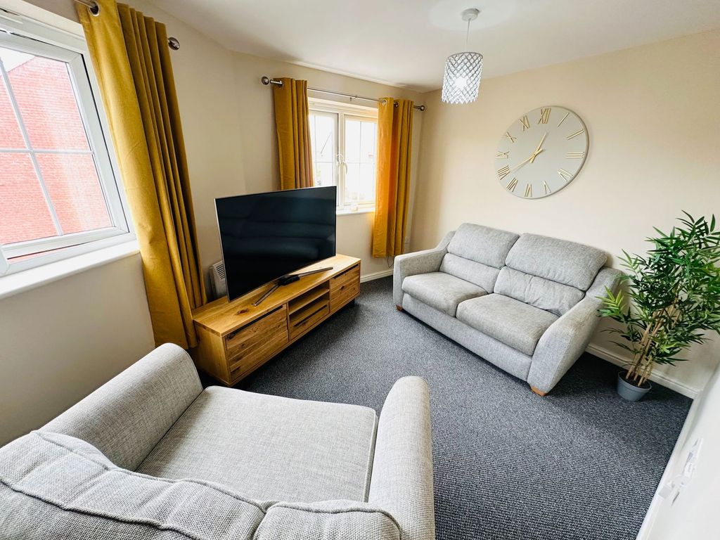 Property photo 2 of 10