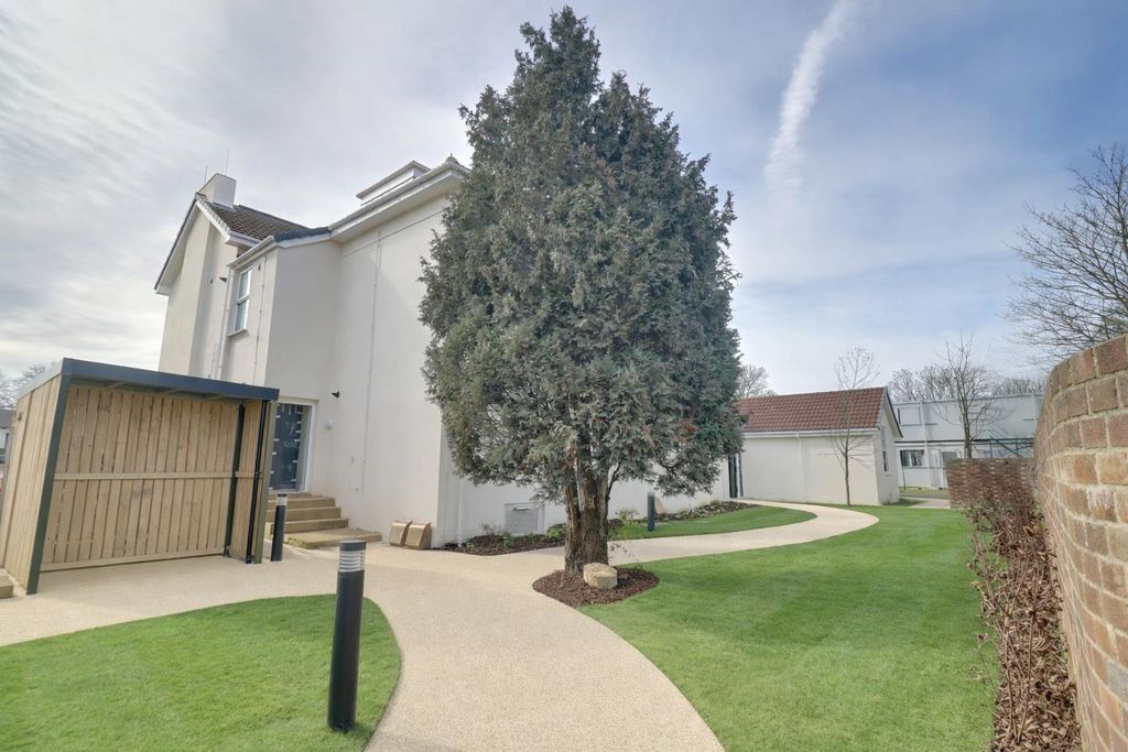 Property photo 2 of 7 03129B8B-F912-4Bce-A6E6-24F1B5A7Fb52.Png