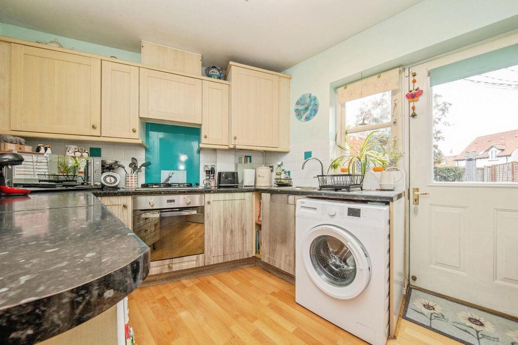Property photo 3 of 26 Pbox-Img.Jpg