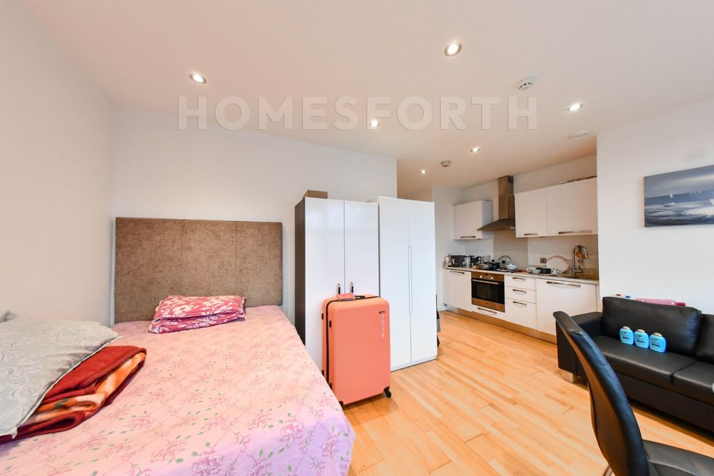 Property photo 3 of 5 Photo 2