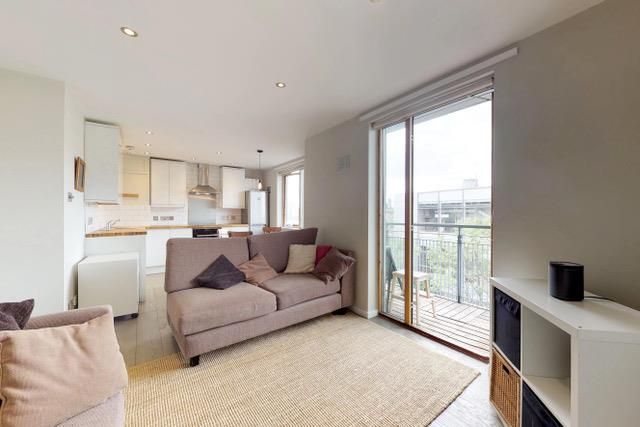 Property photo 3 of 12