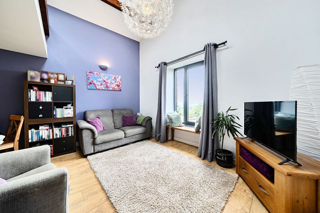 Property photo 3 of 22 1456985-9-69Fddf0c215Ec