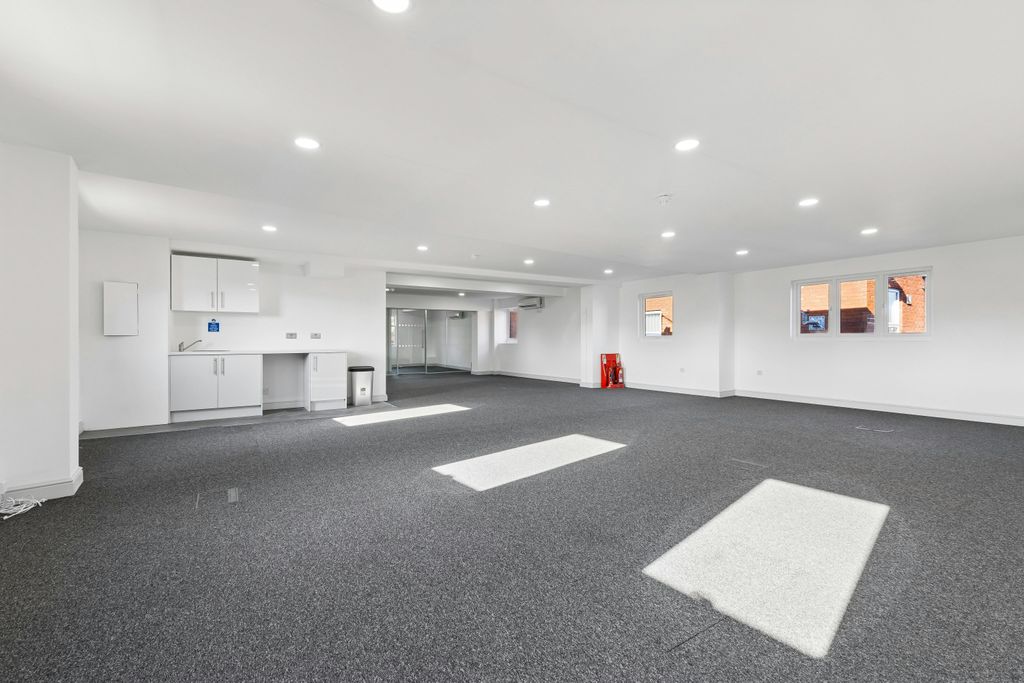 Property photo 2 of 25 104744 - Second Floor Office  (9).Jpg