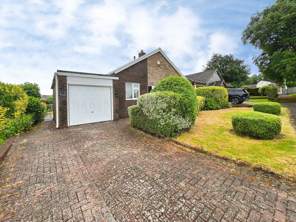 Property photo 1 of 17 External