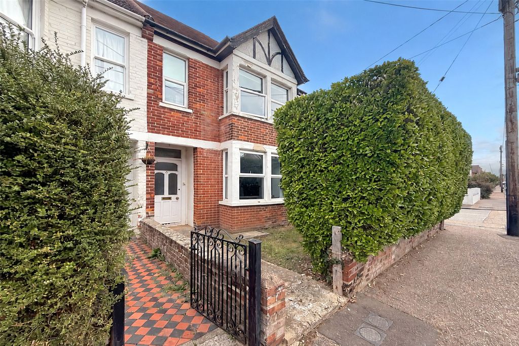 Property photo 1 of 12 Picture No. 24