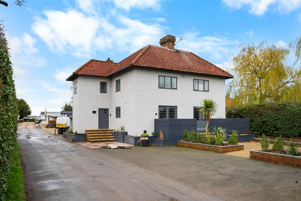 Property photo 2 of 9 Dsc07901-2.Jpg