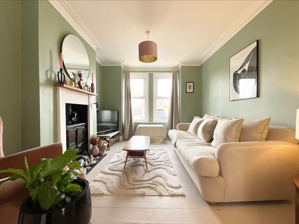 Property photo 2 of 16 Living Room