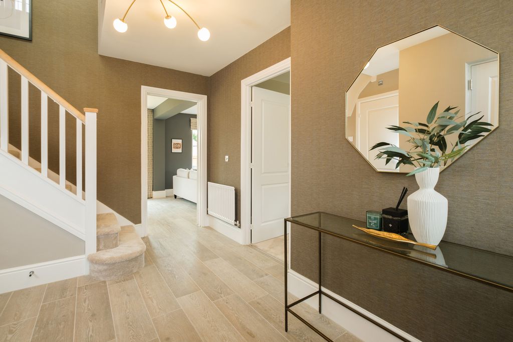 Property photo 2 of 9