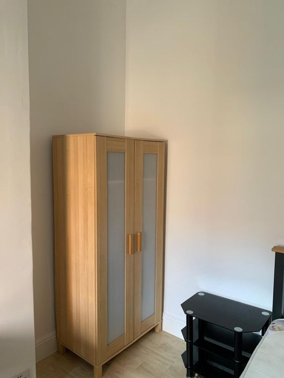 Property photo 2 of 8 9707292.Jpg