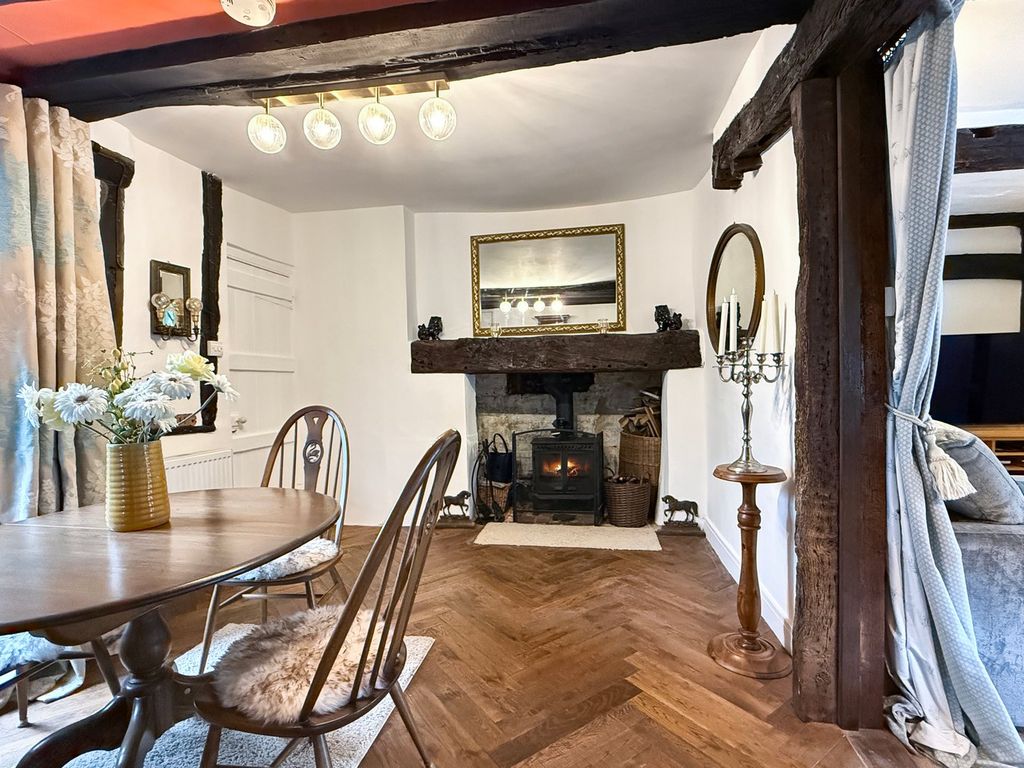 Property photo 3 of 21