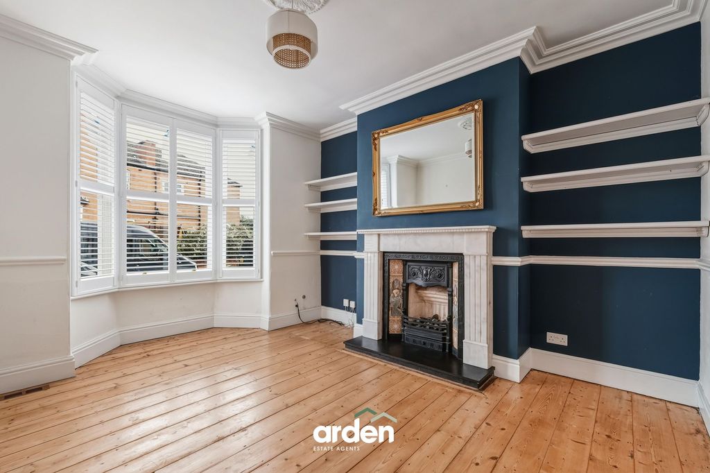 Property photo 2 of 14