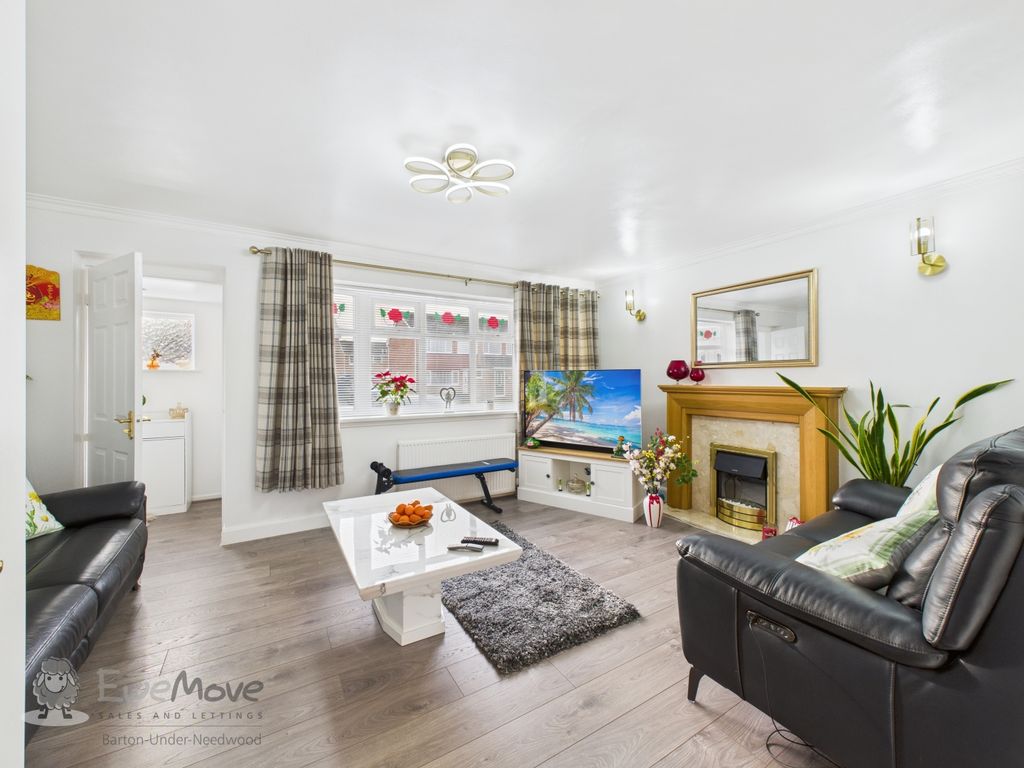 Property photo 1 of 24 Living Room B