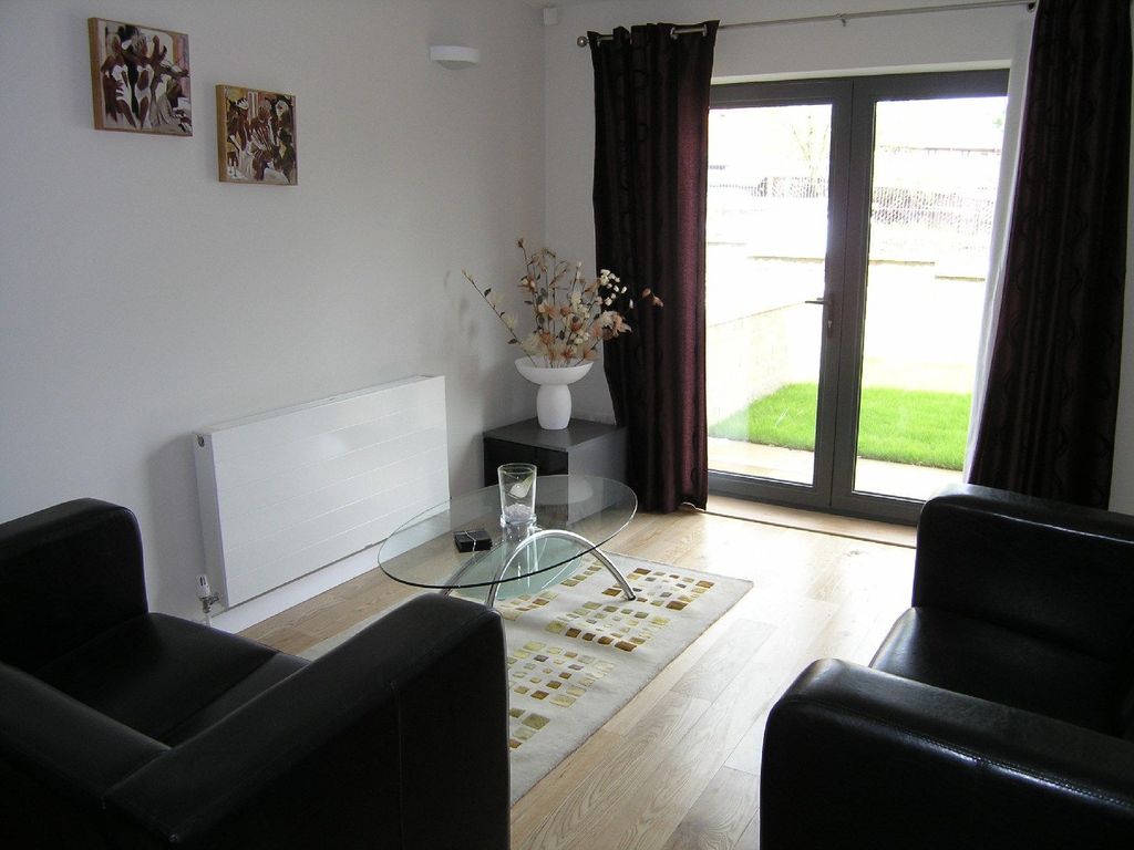 Property photo 2 of 8 Property Photo