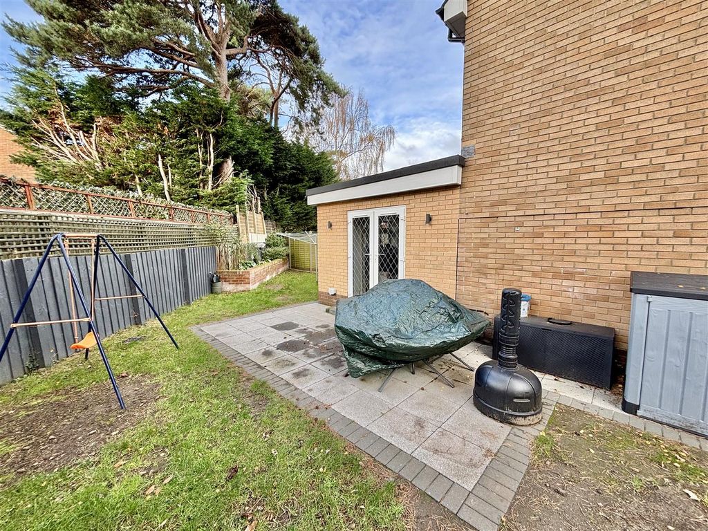 Property photo 2 of 15 Img_4186.Jpeg