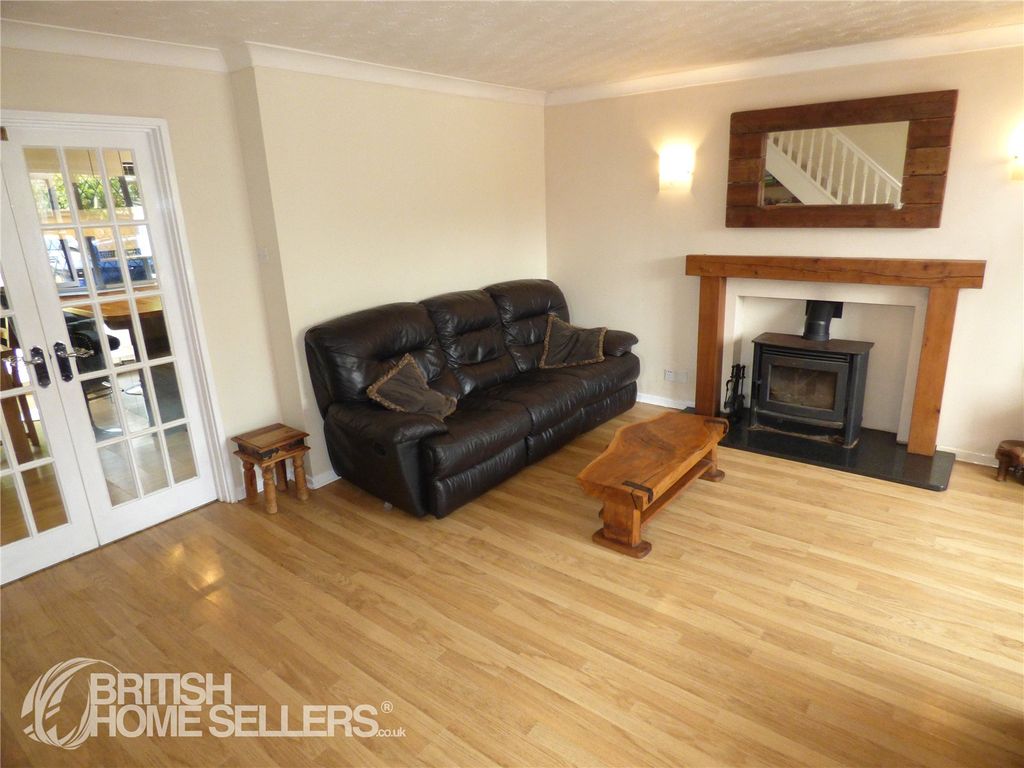 Property photo 3 of 17 Picture No. 16