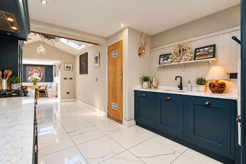 Property photo 2 of 61 2.Jpg