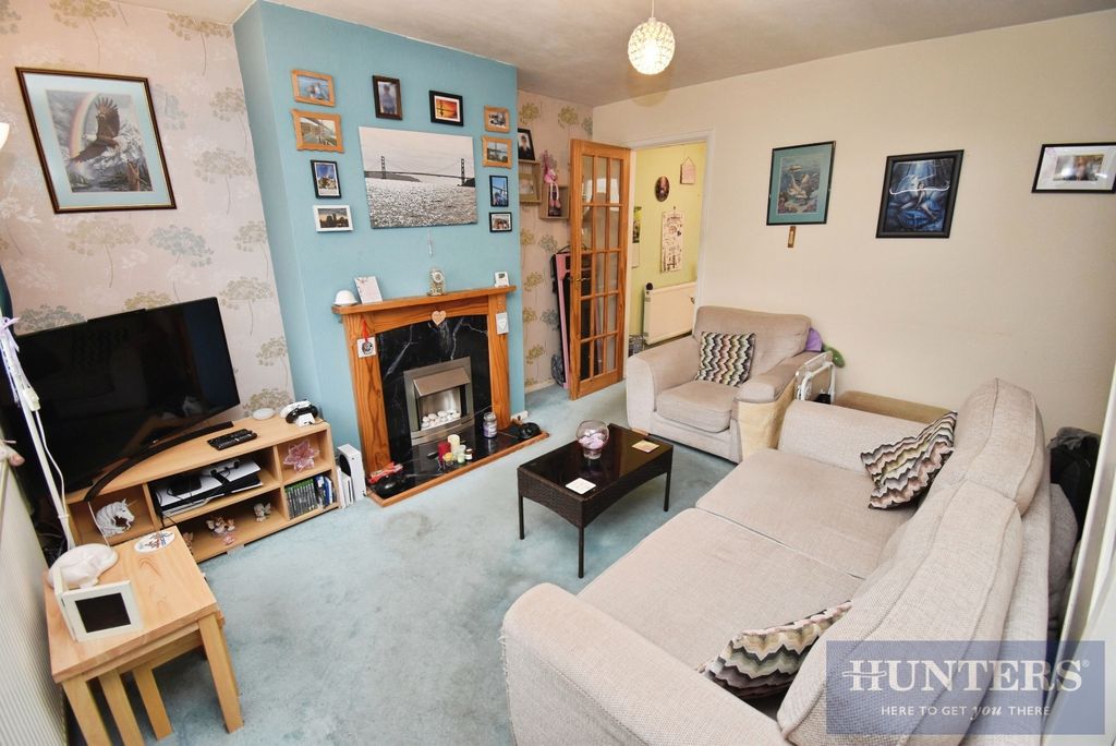 Property photo 3 of 16 Pbox-Img.Jpg