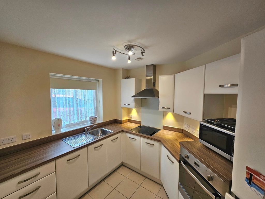 Property photo 2 of 8 Media Image 01