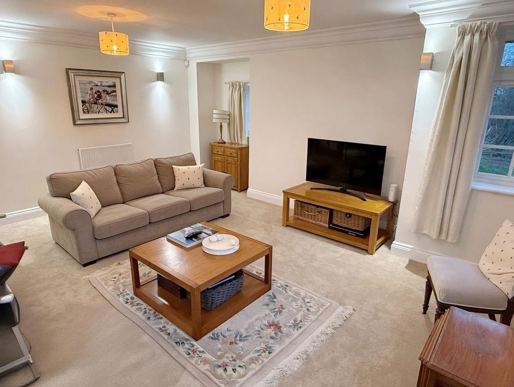 Property photo 3 of 22 Sitt 2 E.Jpg