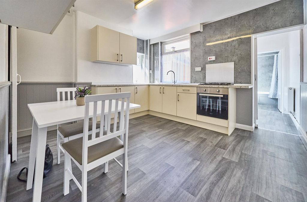 Property photo 2 of 7 Refitted Dining Kitchen To Rear