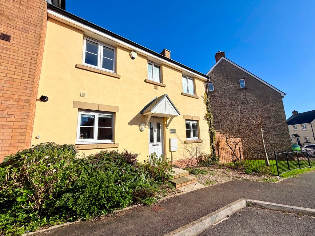 Property photo 1 of 26