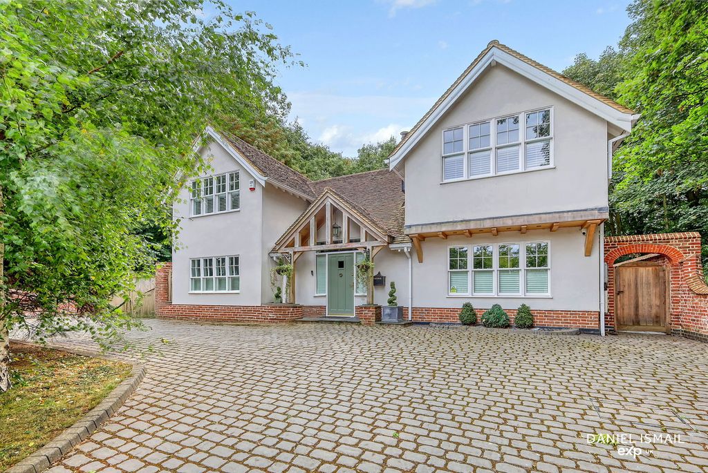 Property photo 1 of 69