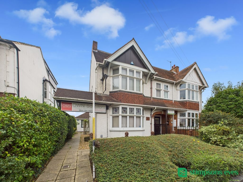 Property photo 1 of 9 Photo 11