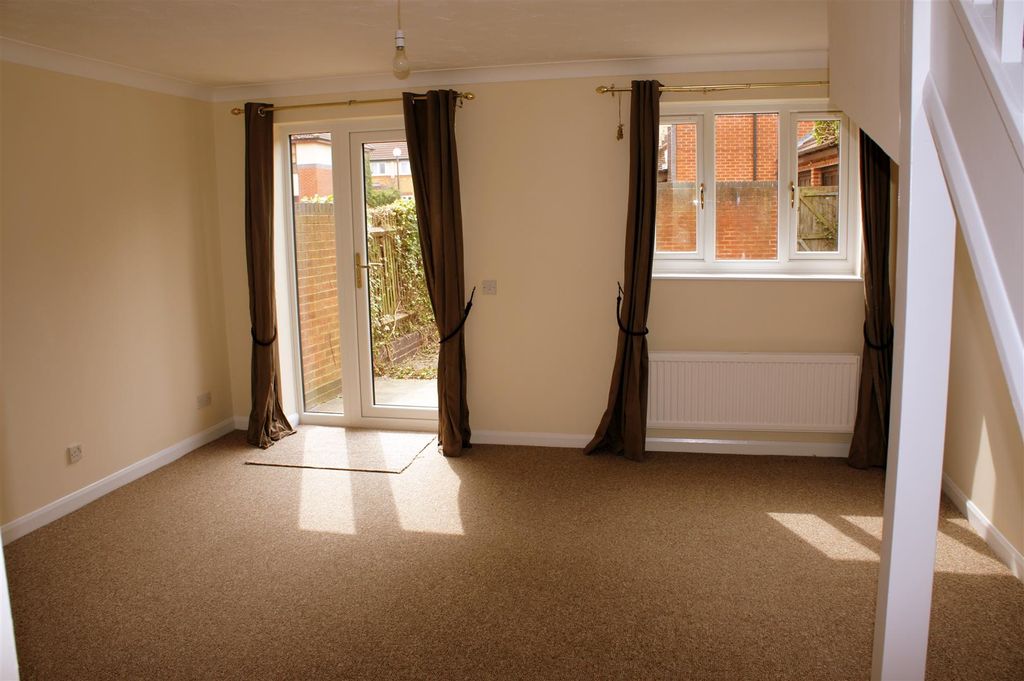 Property photo 3 of 7