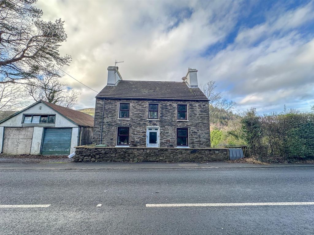 Property photo 1 of 32 Allanbank (4).Jpg