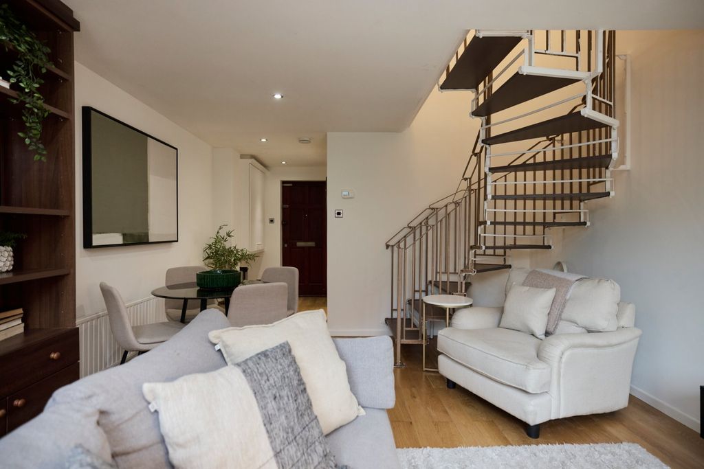 Property photo 1 of 29