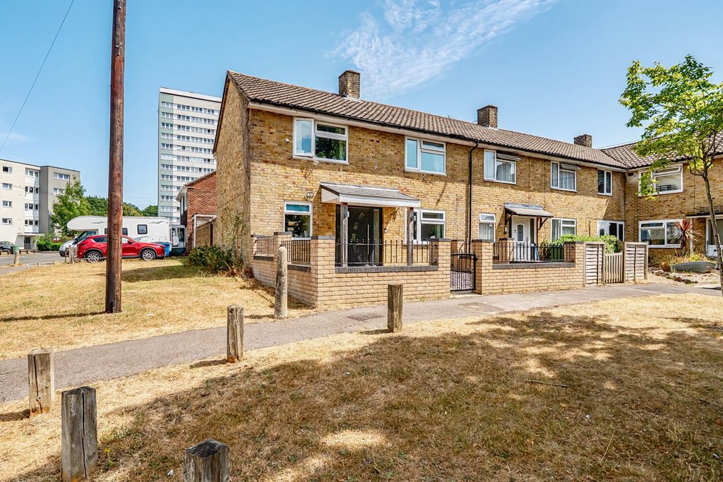 Property photo 1 of 24