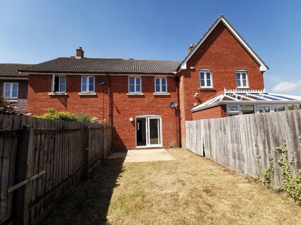 Property photo 1 of 8 Exterior