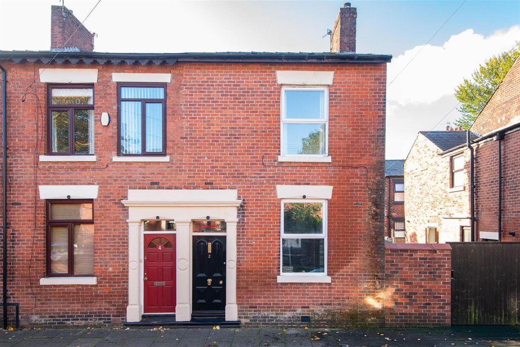 Property photo 1 of 21 Front External