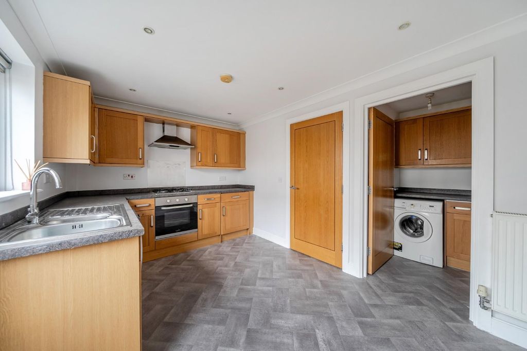 Property photo 2 of 13 1425167-11-69Aff6509A7Ca.Jpg