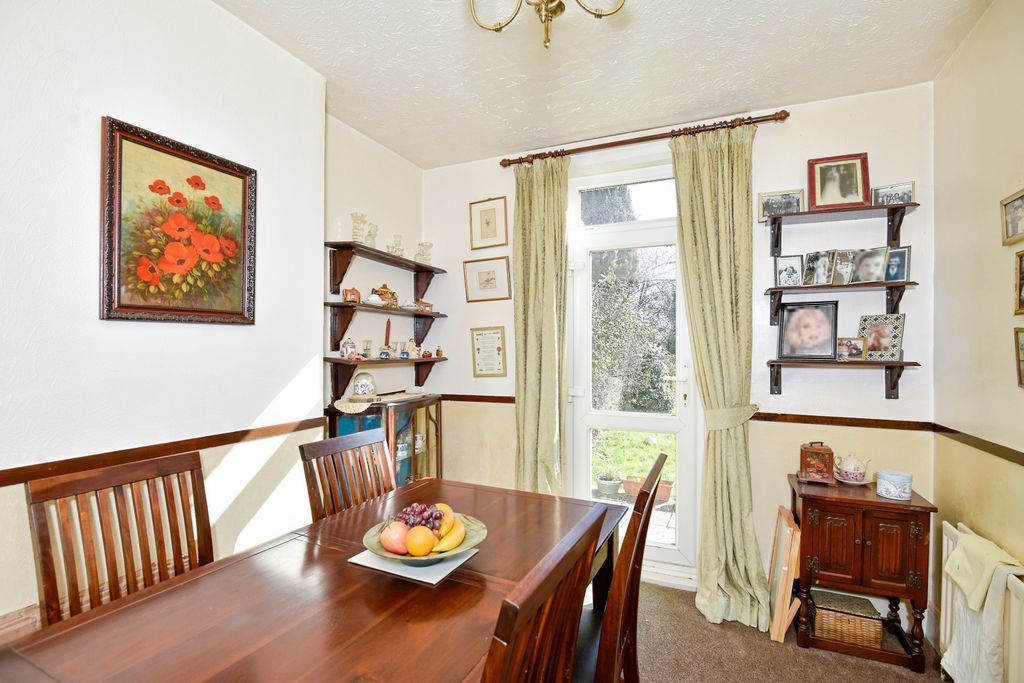 Property photo 3 of 13 Photography