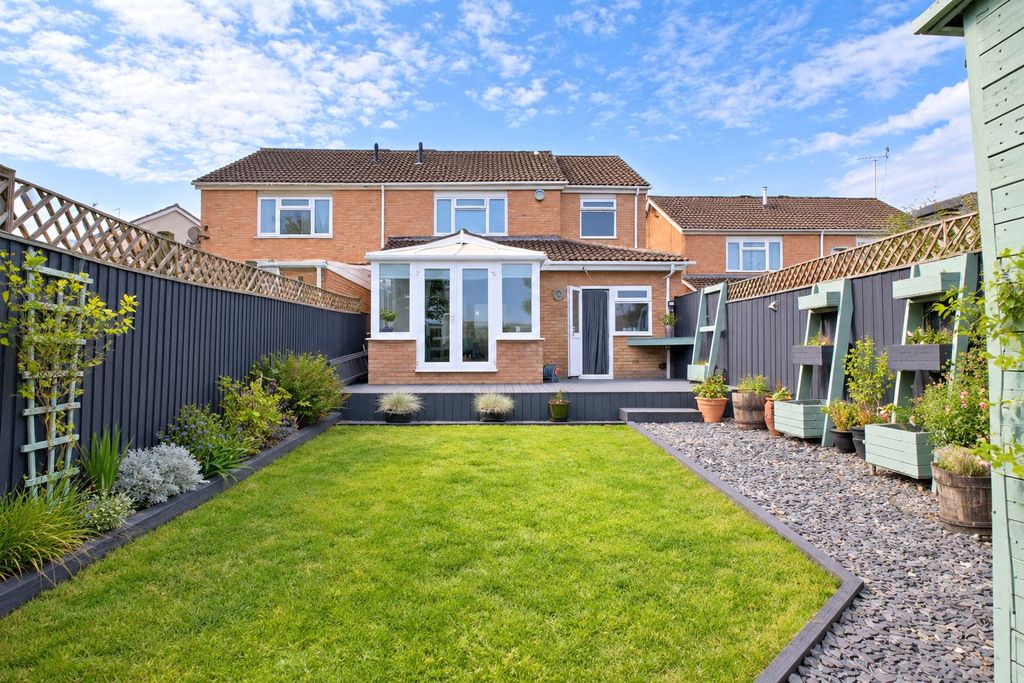 Property photo 1 of 34 Picture No. 66